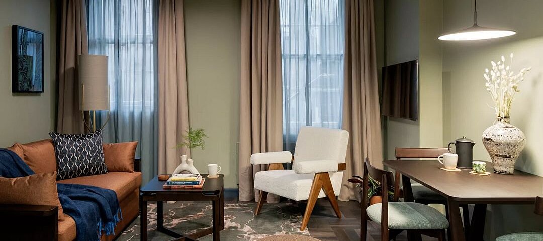 Kleines Haus mit großen Einheiten: Die Serviced Apartments starten im Cove Huntingdon House bei 52 Quadratmeter. © Cove