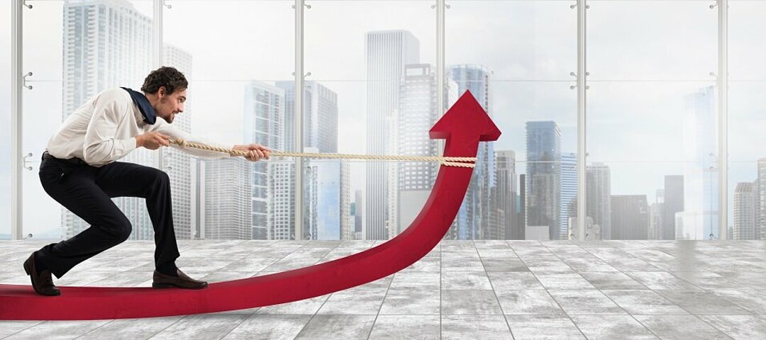 Das Serviced-Apartment-Segment will auch den aktuellen Krisen strotzen, die Voraussetzungen sind vielversprechend. © stock.adobe.com_alphaspirit Geschäftsmann ändert Statistik