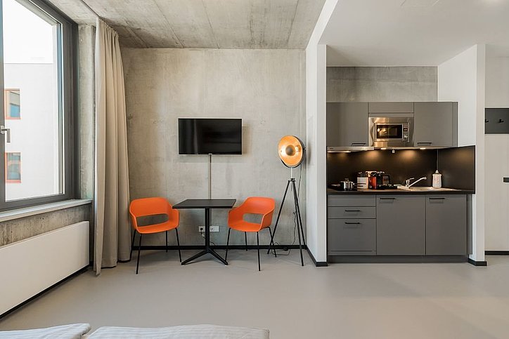 Im Juli 2021 hatte Novum Hospitality die Eigenmarke Acora Living the City mit einem Serviced-Apartment-Konzept für Longstay-Aufenthalte gelauncht. Jetzt ist das Acora Berlin Living the City gestartet. © Novum Hospitality