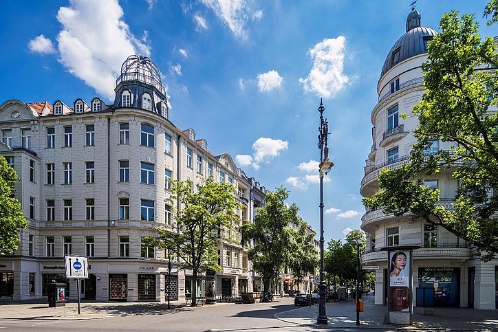 Ipartment im Belle-Etage-Bau: Das kleinste Haus der Gruppe wird schon im Herbst öffnen. © Matti Hillig