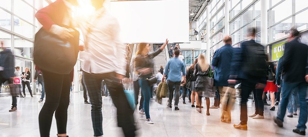 Läuft der Geschäftsreisetourismus nach Krisenjahren in eine neue starke Richtung? Die nächsten Wochen werden erste Antworten liefern. © stock.adobe.com_Wirestock