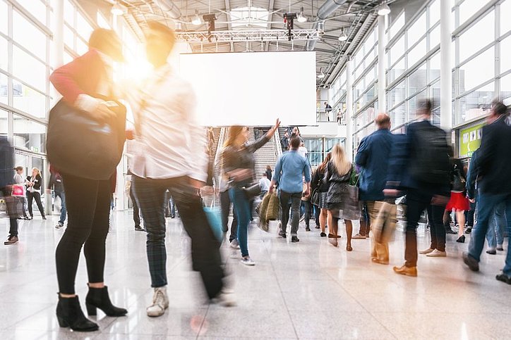 Läuft der Geschäftsreisetourismus nach Krisenjahren in eine neue starke Richtung? Die nächsten Wochen werden erste Antworten liefern. © stock.adobe.com_Wirestock