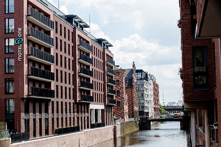 Das neue Motel One Hamburg-Fleetinsel mit dem ersten One Living