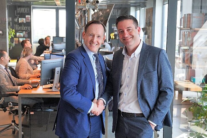 Gemeinsamer Vertrieb: George Salden (l.) von Capital Bay und Patrick Holze haben dafür ein Joint Venture gegründet. ©  Capital Bay